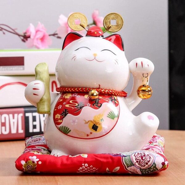 gato de la fortuna maneki neko hungry cat 2