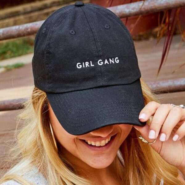 gorra negra girl gang 3