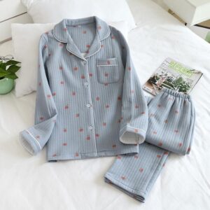 pijama grueso de estilo japonesa