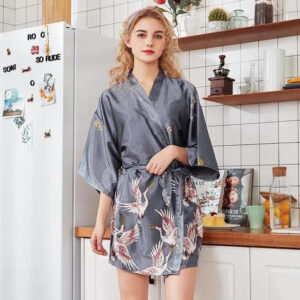 pijama mujer estilo kimono gris