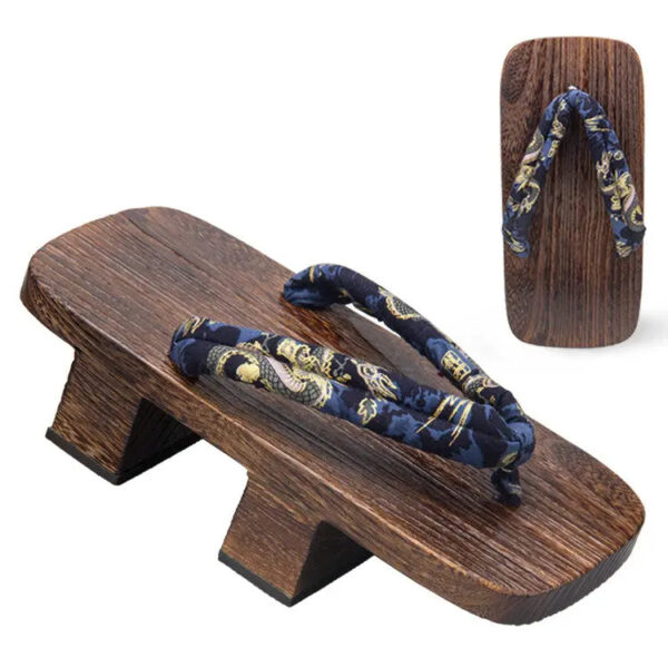 sandalias de madera tradicionales japon inuyama 3